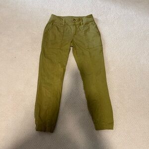 CAbi Light Olive Utility Size 4 💚 Jogger Ankle Stretch